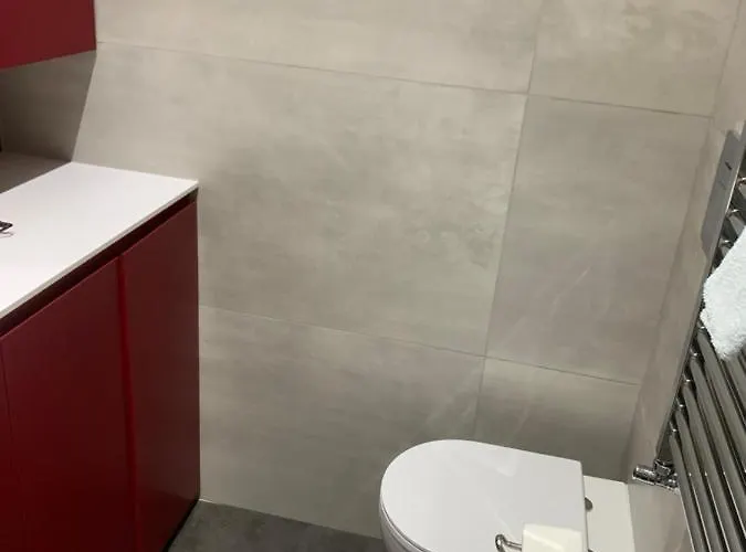 Pizzofalcone * Nápoles